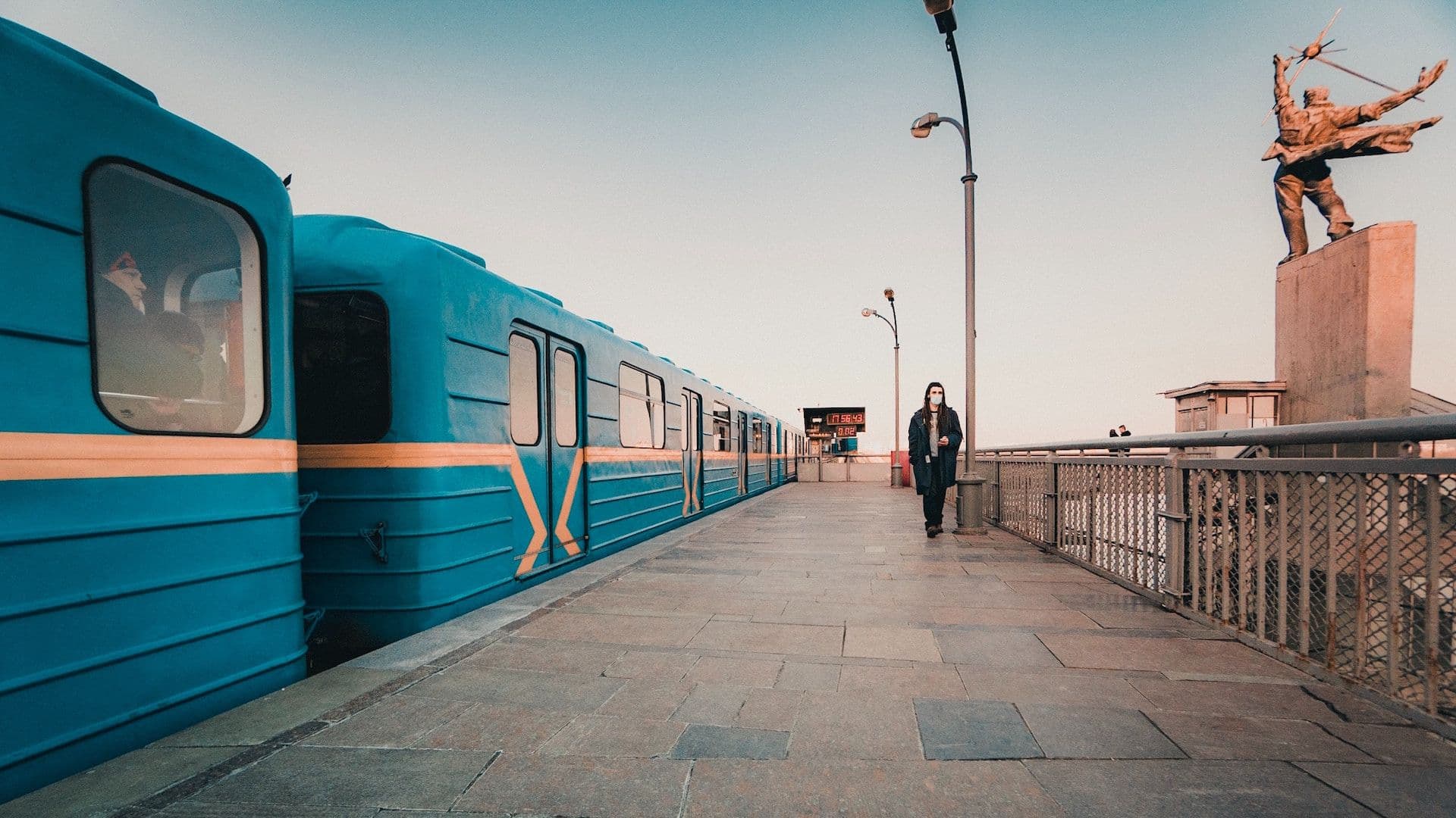 Как тётя скоропостижно переехала